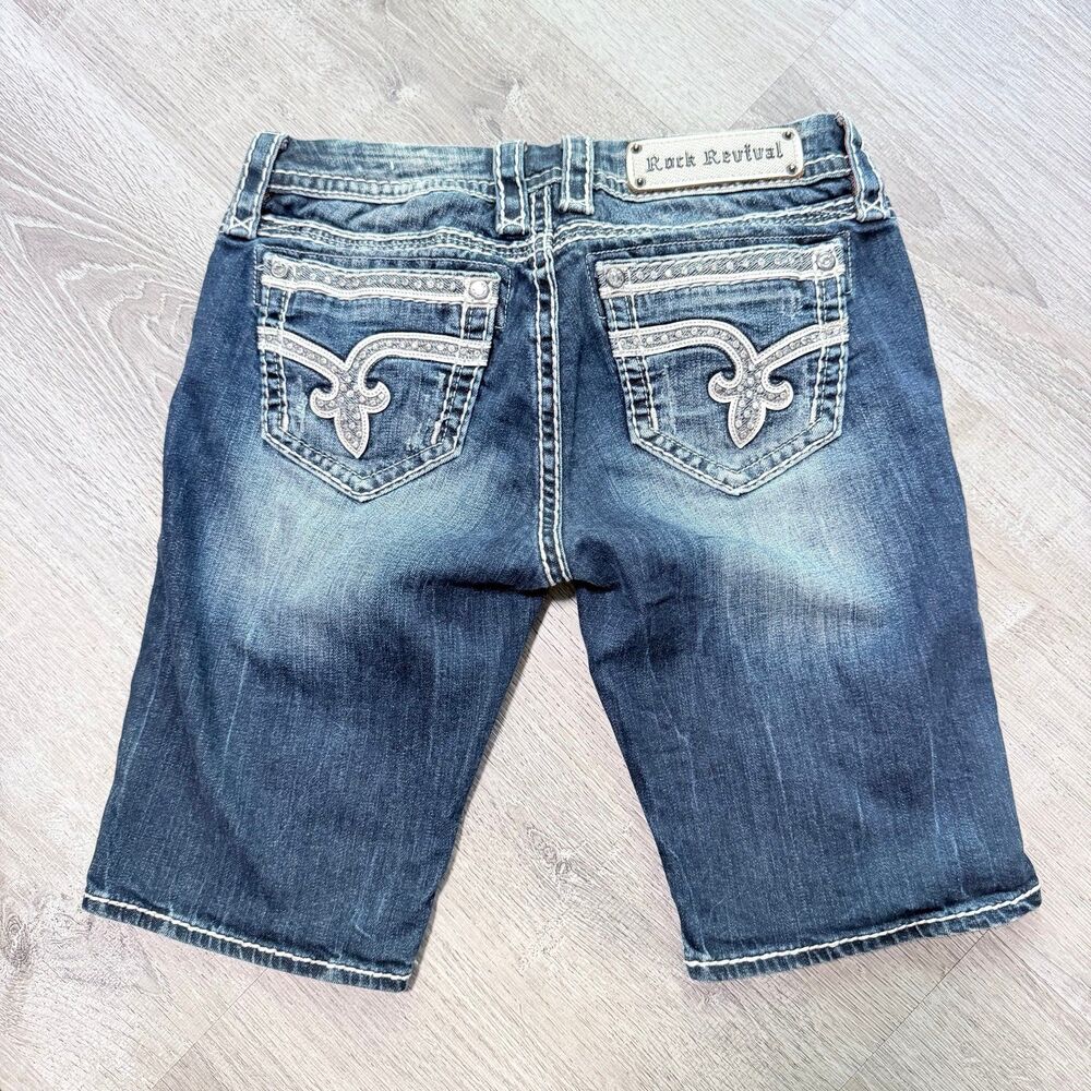 Rock Revival sherry easy Bermuda Dark wash Denim Shorts 27 Embellished Bling